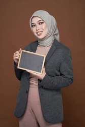 asian-hijab-girl-formal-office-250nw-2317558969